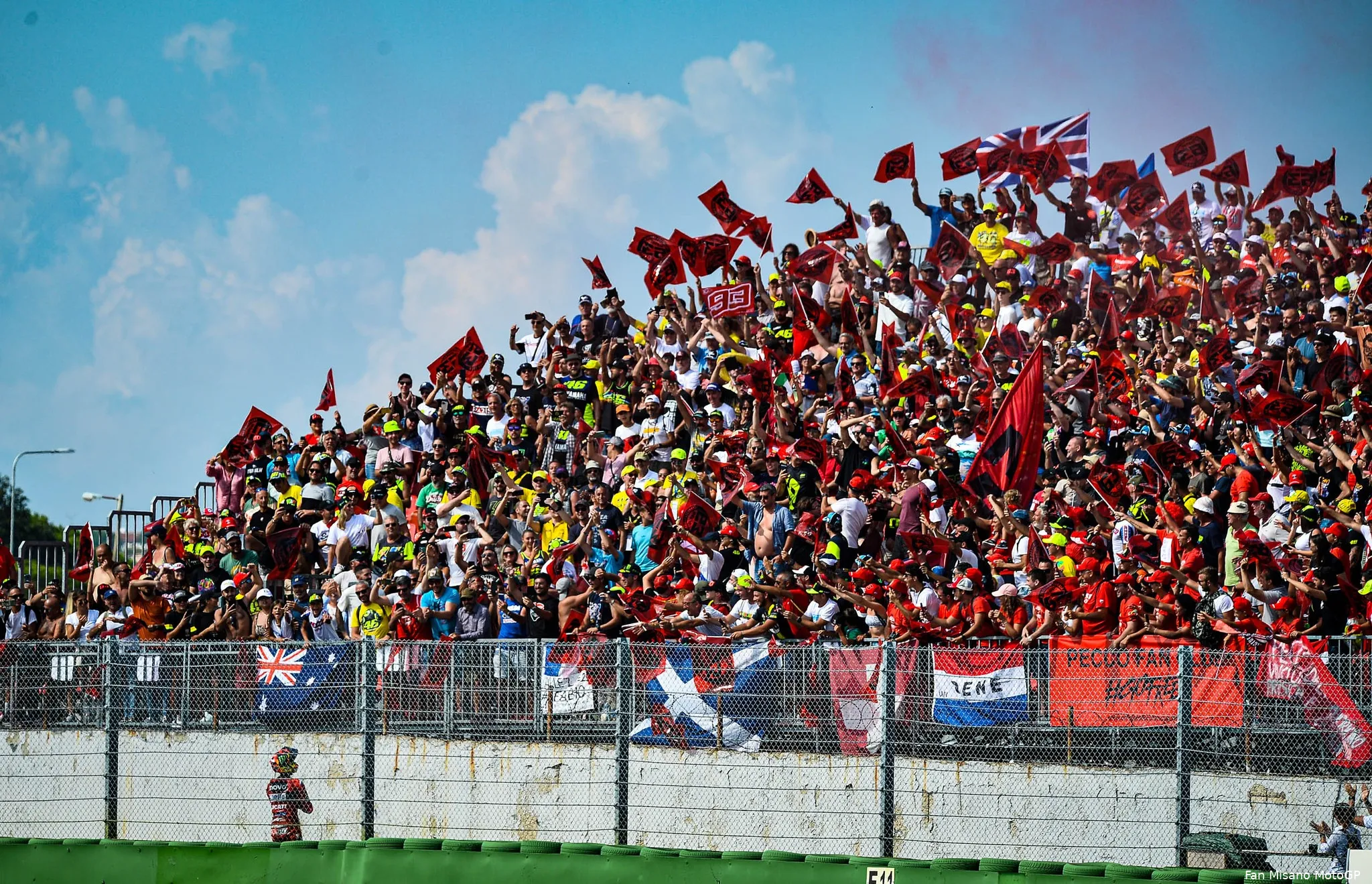 fan misano motogp