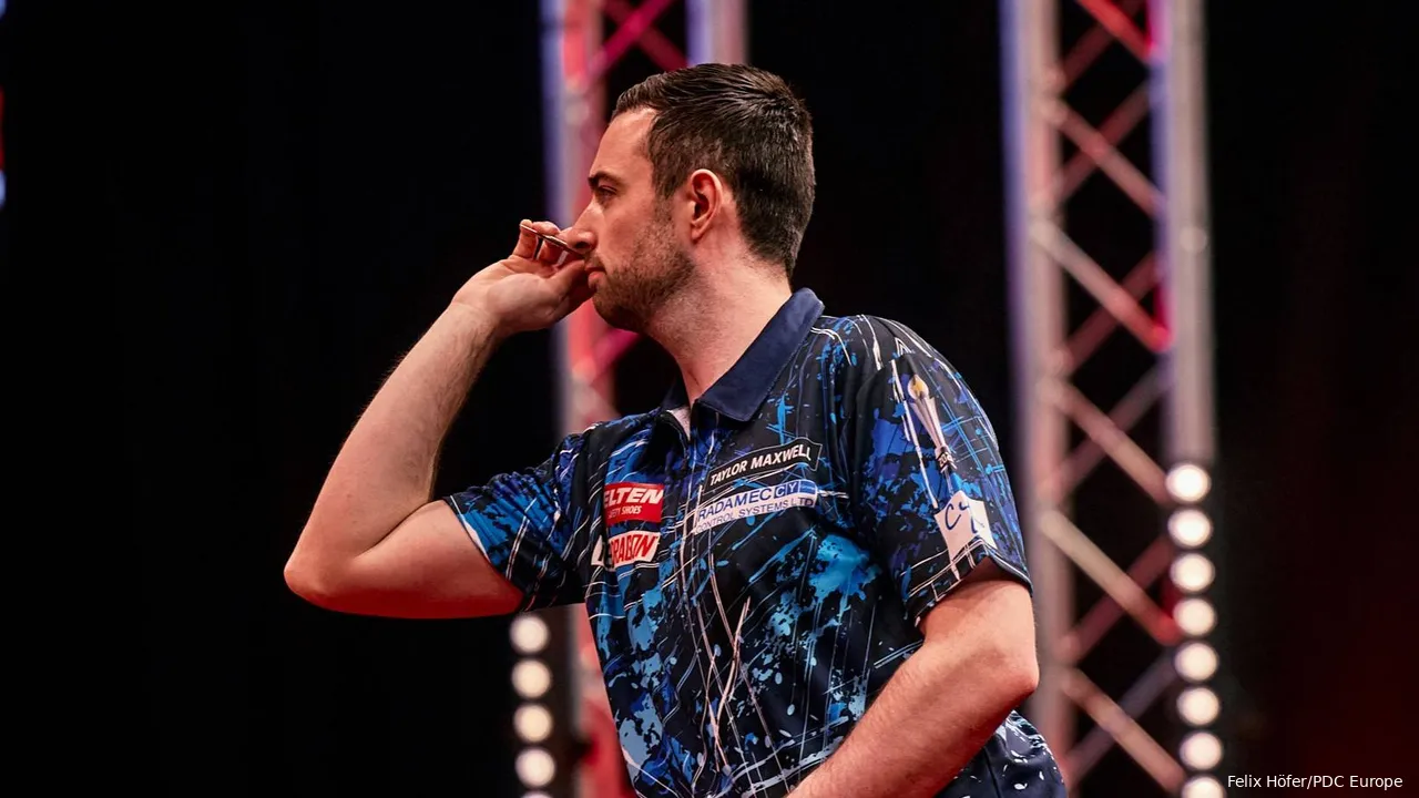 Luke Humphries führt das Teilnehmerfeld bei den International Darts Open an