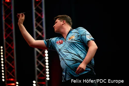 Paul Krohne celebrates his first European Tour win in Göttingen – the German youngster beat Cameron Menzies 6-4