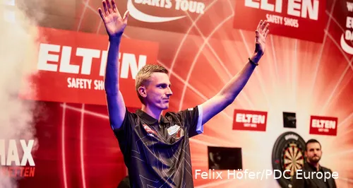 9-Darter und Meisterfeier am Nachmittag, Sieg über den Weltmeister am Abend: Wessel Nijman erlebte einen Samstag nach Maß