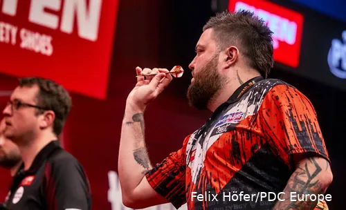 Michael Smith begint na een moeizame start van het seizoen weer beter in vorm te komen