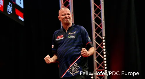 Raymond van Barneveld was de beste Nederlander op Players Championship 10