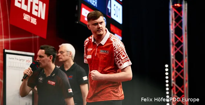 Mit Pauken und Trompeten: Niko Springer begeistert in seiner Debütsaison nicht nur die deutschen Dartfans