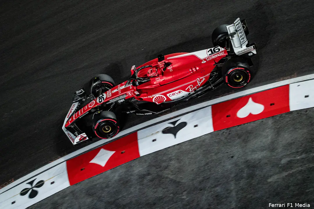 Leclerc pakte zijn vijfde poleposition van het seizoen, maar heeft nog geen race gewonnen. (Foto: Ferrari F1 Media)