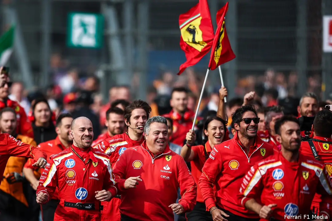 ferrari zege mexico vlaggen blij