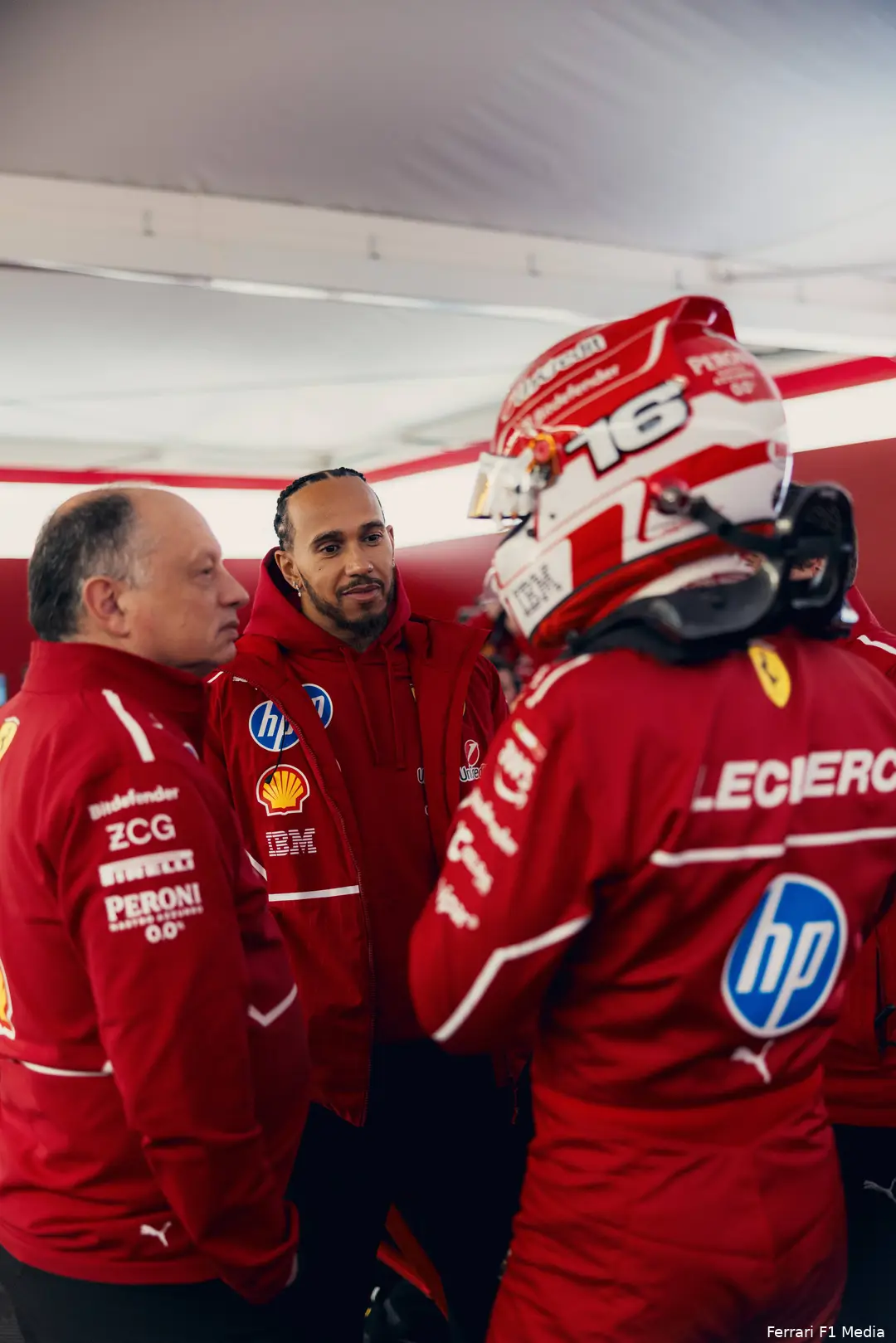 lewis hamilton sf 25 charles leclerc scuderia ferrari lh fiorano 84026e8e 204d 4bb6 8a97 4fde0ff1e495 frederic vasseur