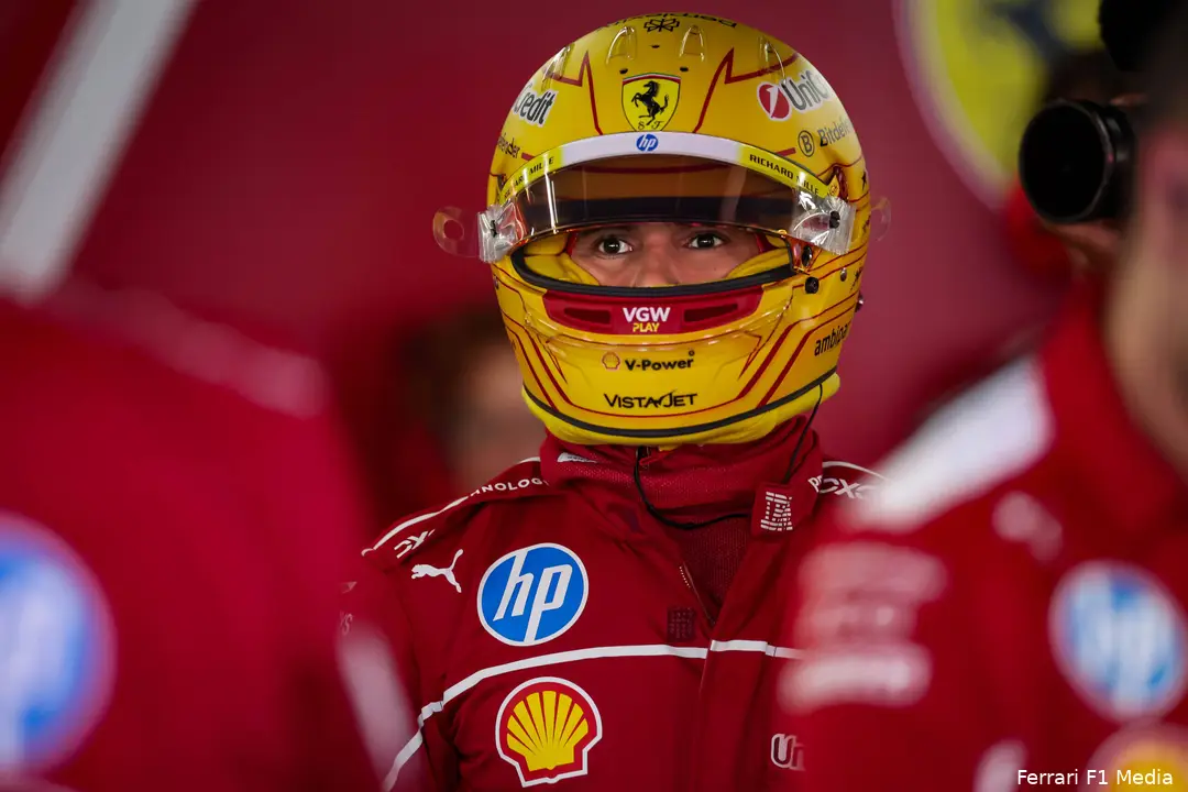 Hamilton start voor Leclerc, op P7.