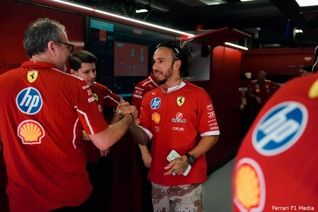 Hamilton kwalificeerde hoger dan Leclerc, die dan ook geen tweede run deed in Q3.