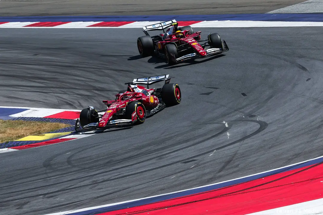 charles leclerc lewis hamilton ferrari gp oostenrijk 2025 zondag