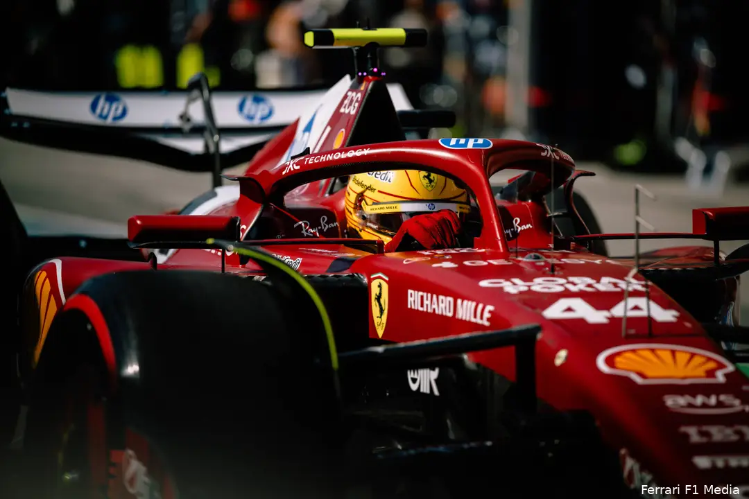 Het ging niet van een leien dakje bij Lewis Hamilton en Charles Leclerc.