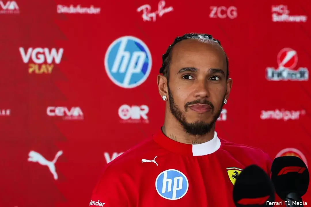 <i>Hamilton keek uit naar Spa, maar baalt enorm van zijn weekend tot nu toe.</i>