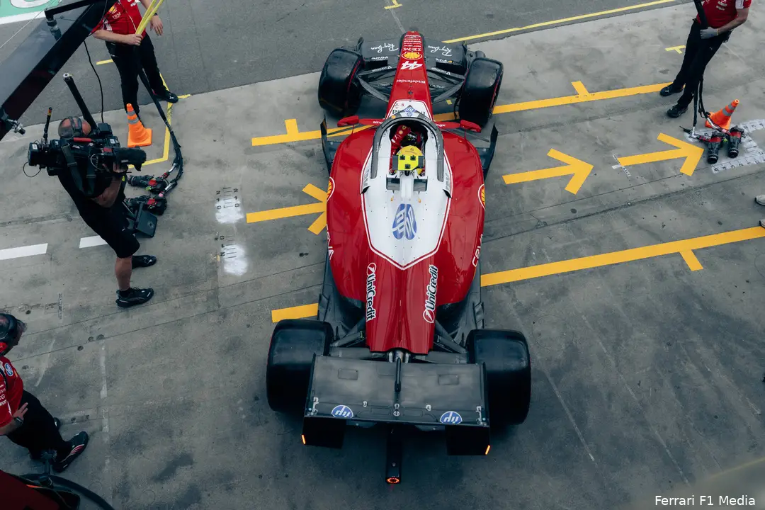 lewis-hamilton-ferrari-zaterdag-australie (2)