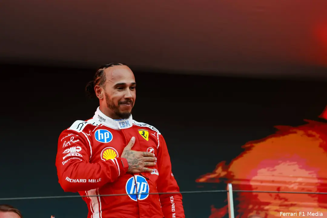 podium-lewis-hamilton-ferrari-monaco-zondag-2026