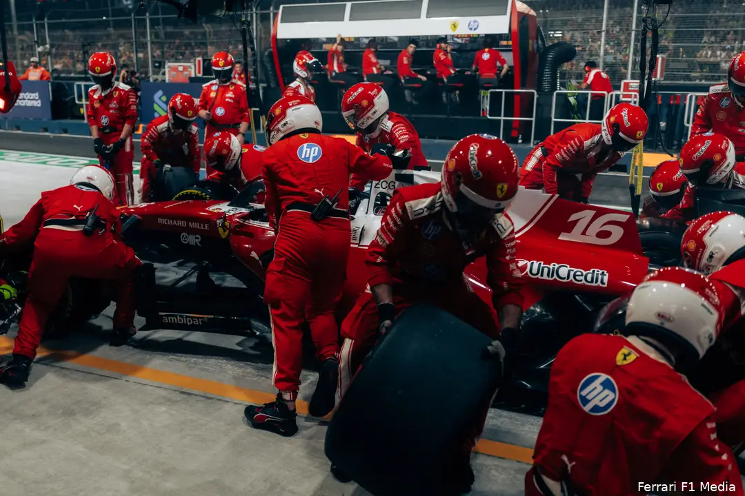 charles-leclerc-2026-ferrari-sunday-singapore-pit-stop