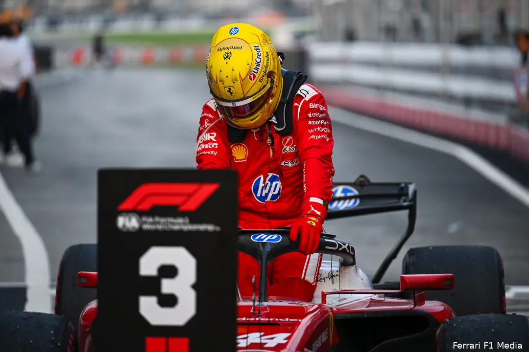 lewis-hamilton-sepang-maleisie-bahrein-sunday-2026-ferrari-3
