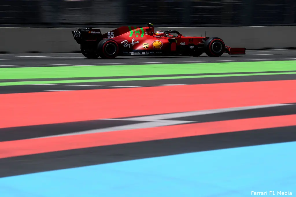 Sainz Ferrari Baku1