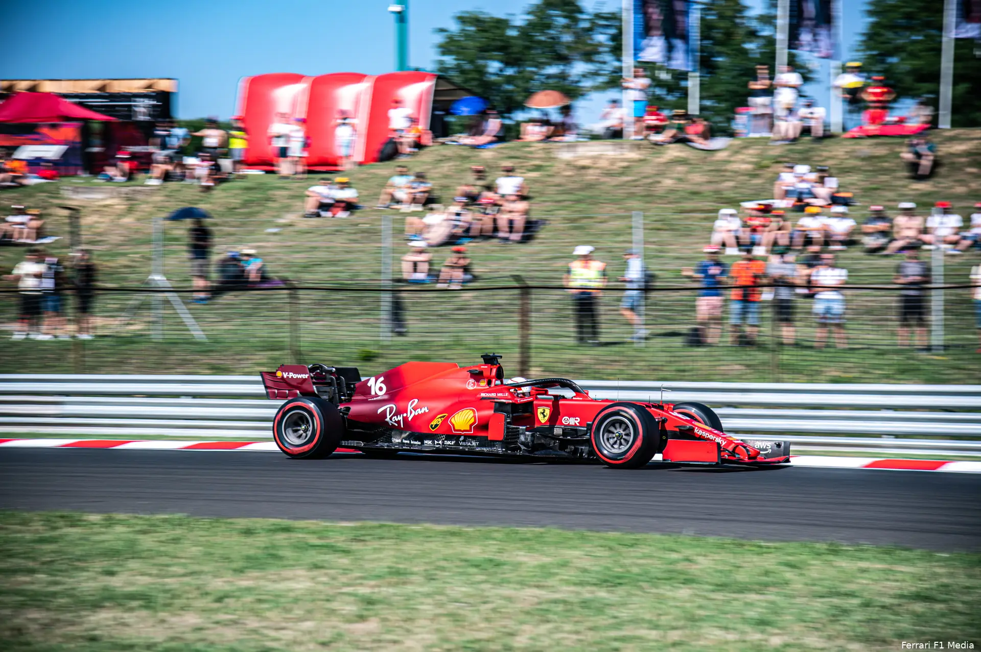 leclerc ferrari hongarije 2021