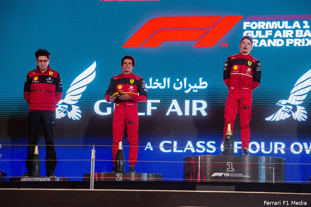 Mattia Binotto Charles Leclerc Carlos Sainz Ferrari GP Bahrein