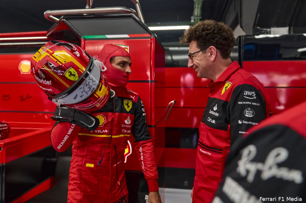 Mattia Binotto Carlos Sainz Ferrari GP Spanje