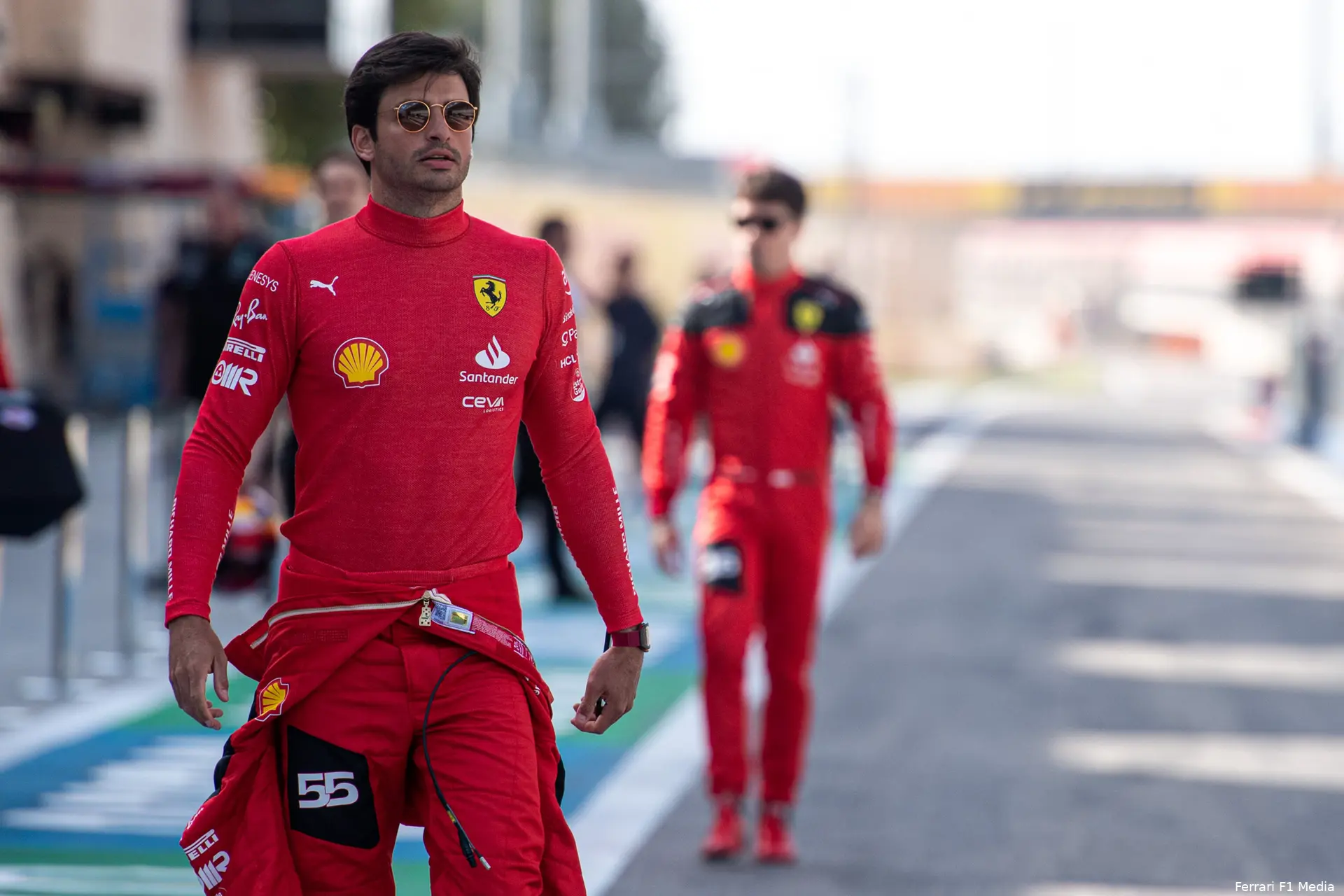 carlos sainz ferrari f1 testing bahrein 2023