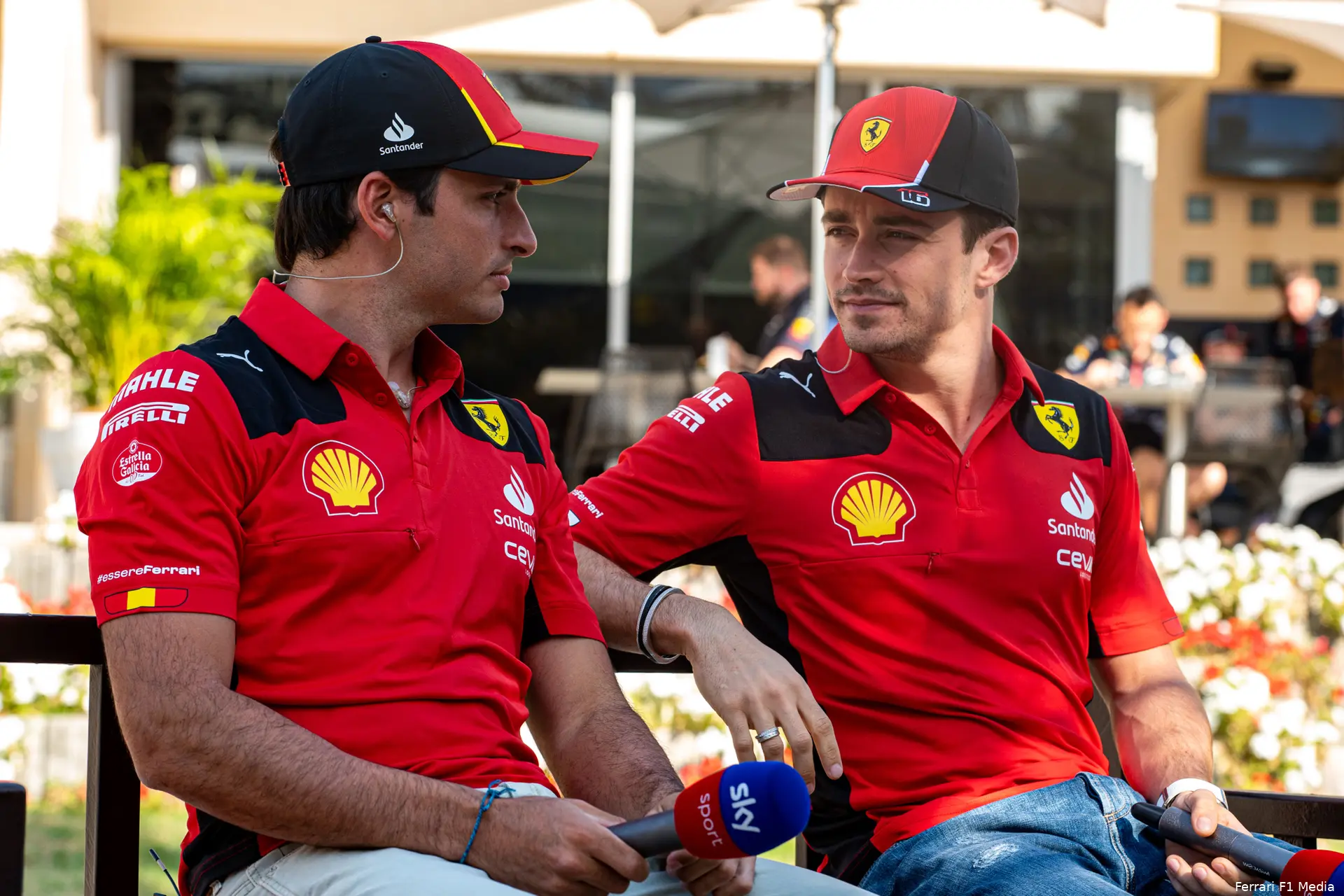 carlos sainz charles leclerc ferrari f1 gp bahrein 2023