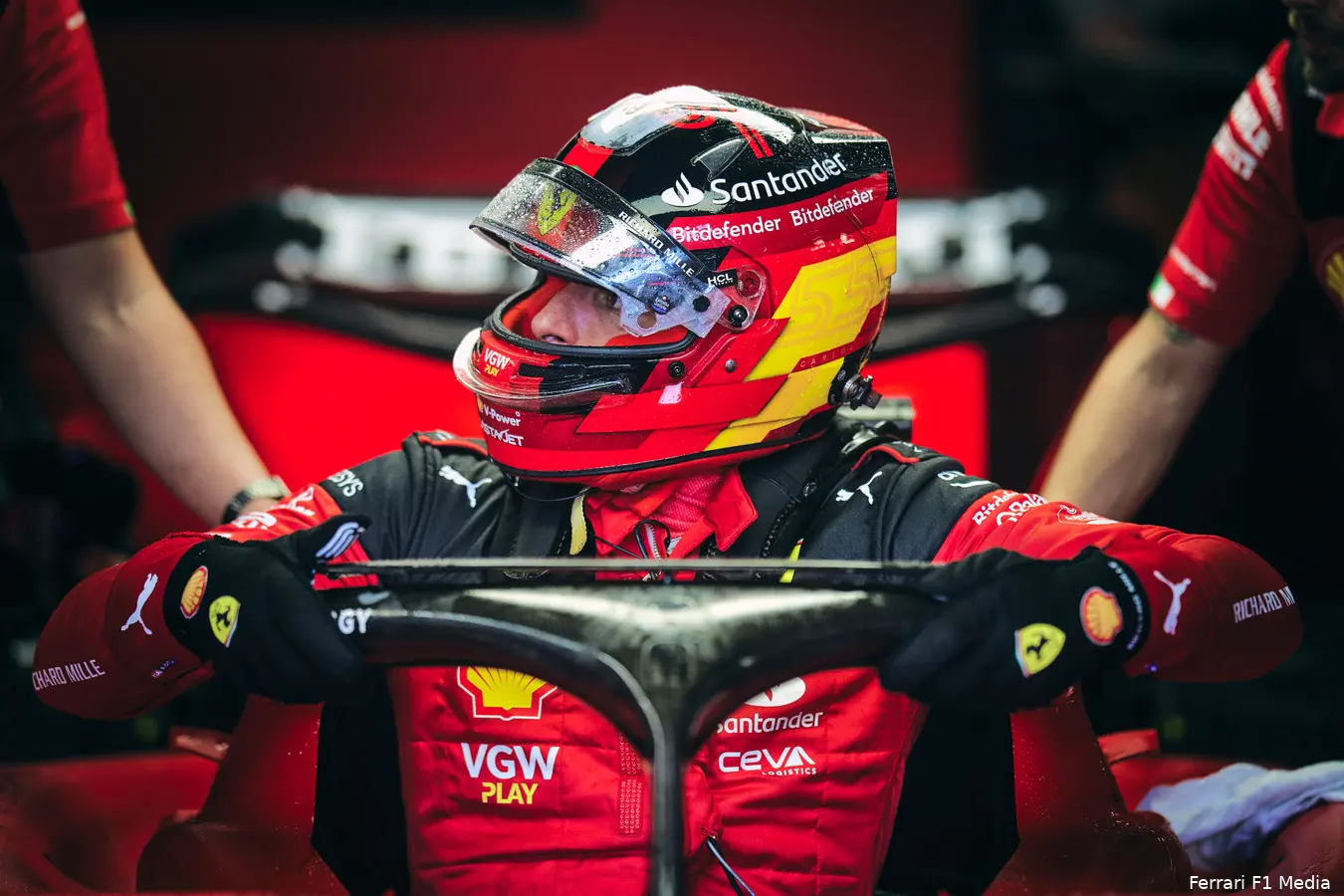 sainz carlos canada