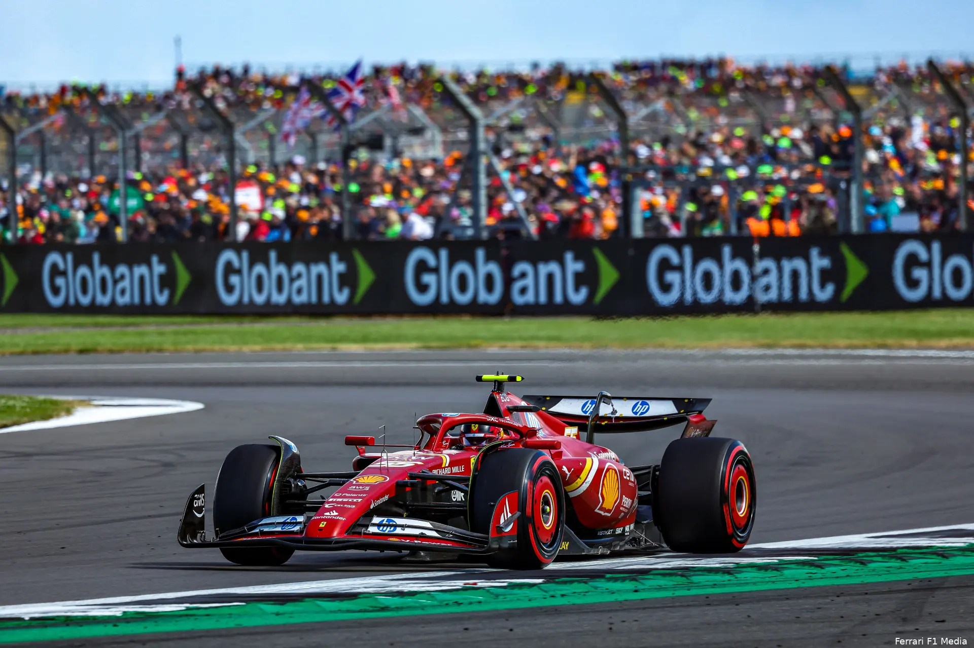 carlos sainz ferrari 2024 silverstone race zondag