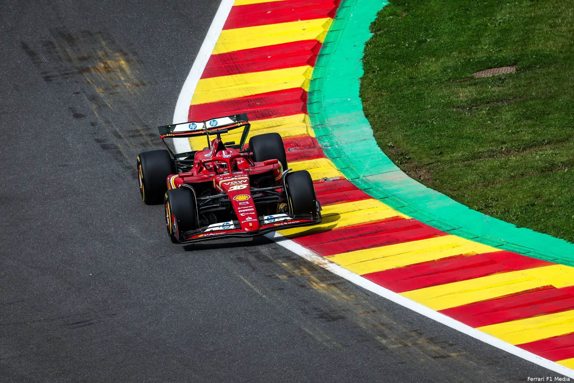 charles leclerc ferrari vrijdag gp belgie 2024 12