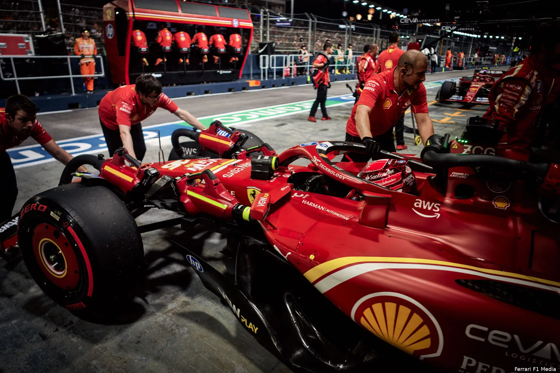 charles leclerc 09 singapore gp sat 213a0b63 6e6c 47e1 ac99 c7bb68cc2d1f