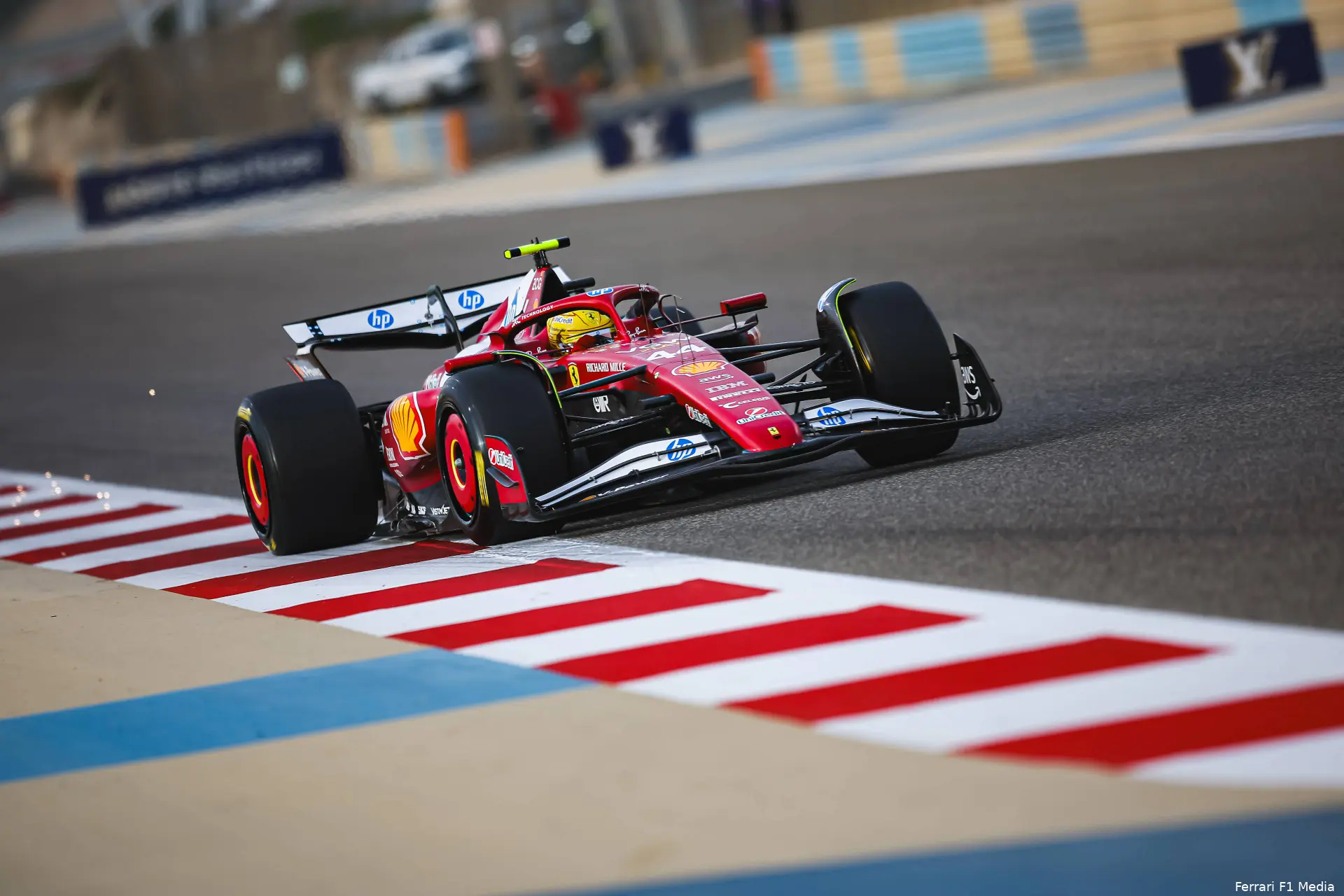 lewis hamilton ferrari testdag 3 bahrein 2025 5