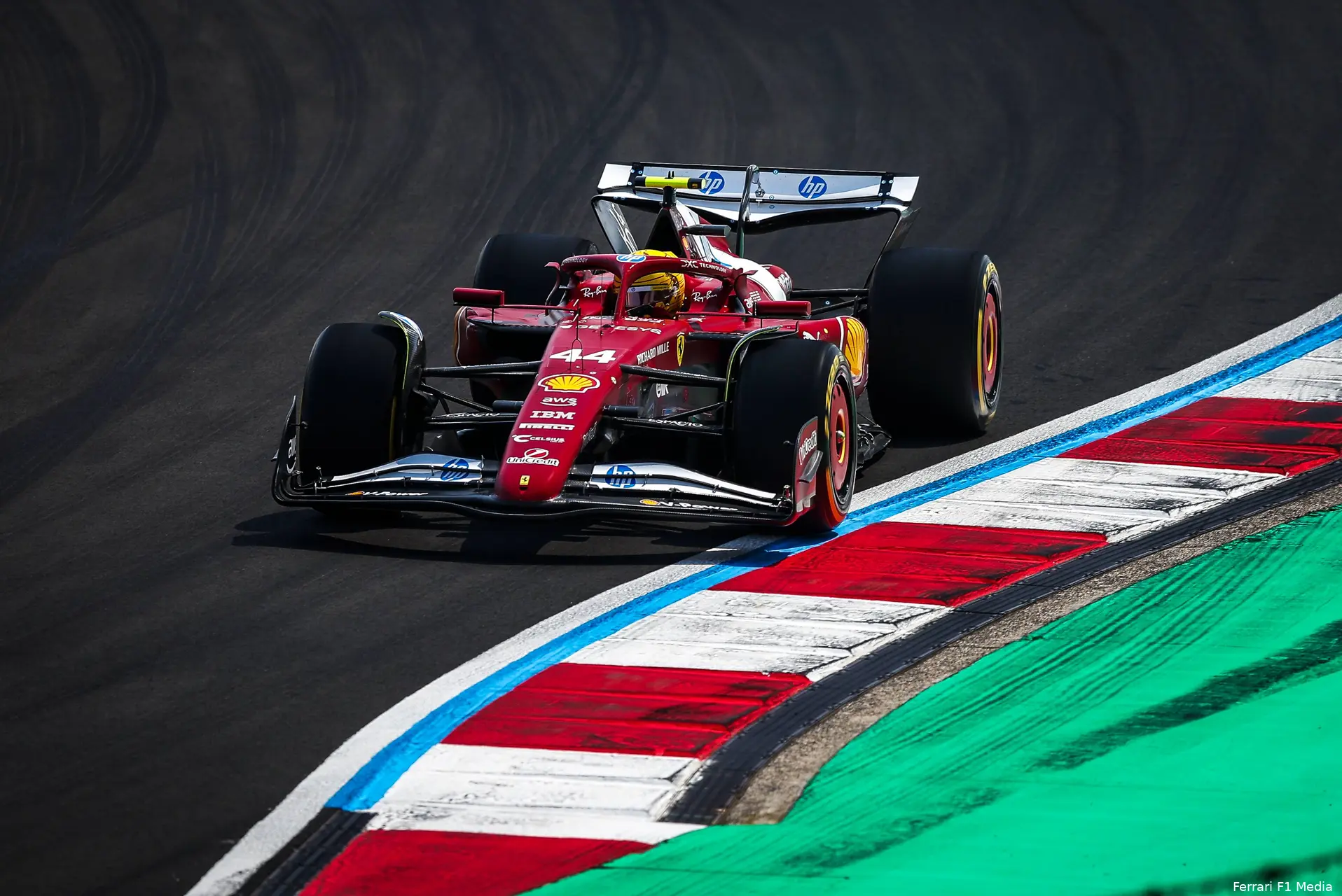 lewis hamilton zaterdag ferrari china 2025