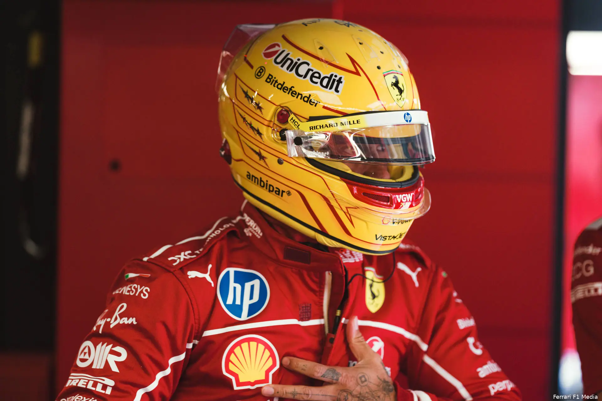 lewis-hamilton-ferrari-gp-hongarije-2025-vrijdag-2
