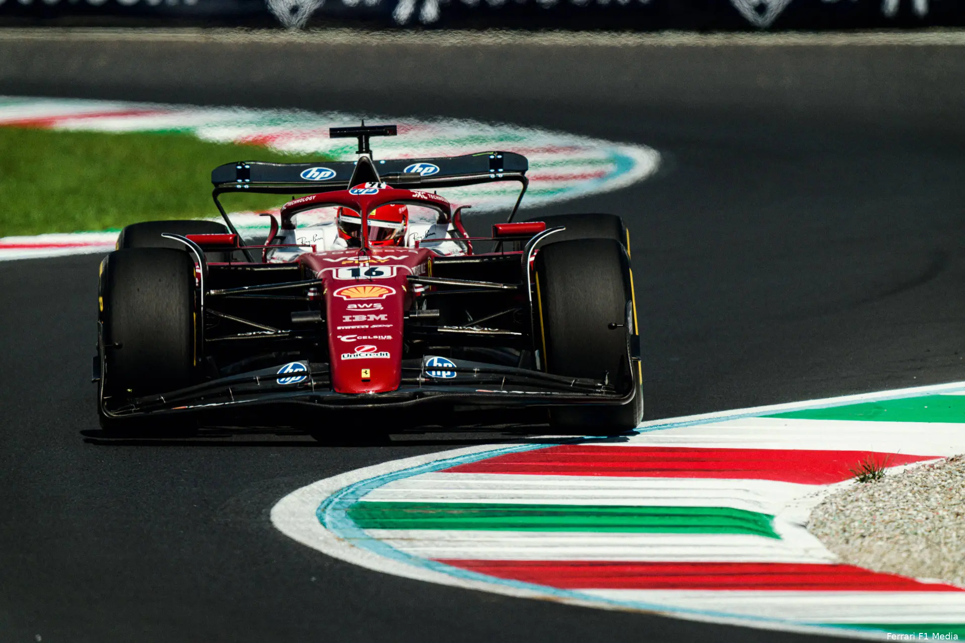 charles-leclerc-ferrari-monza-italië