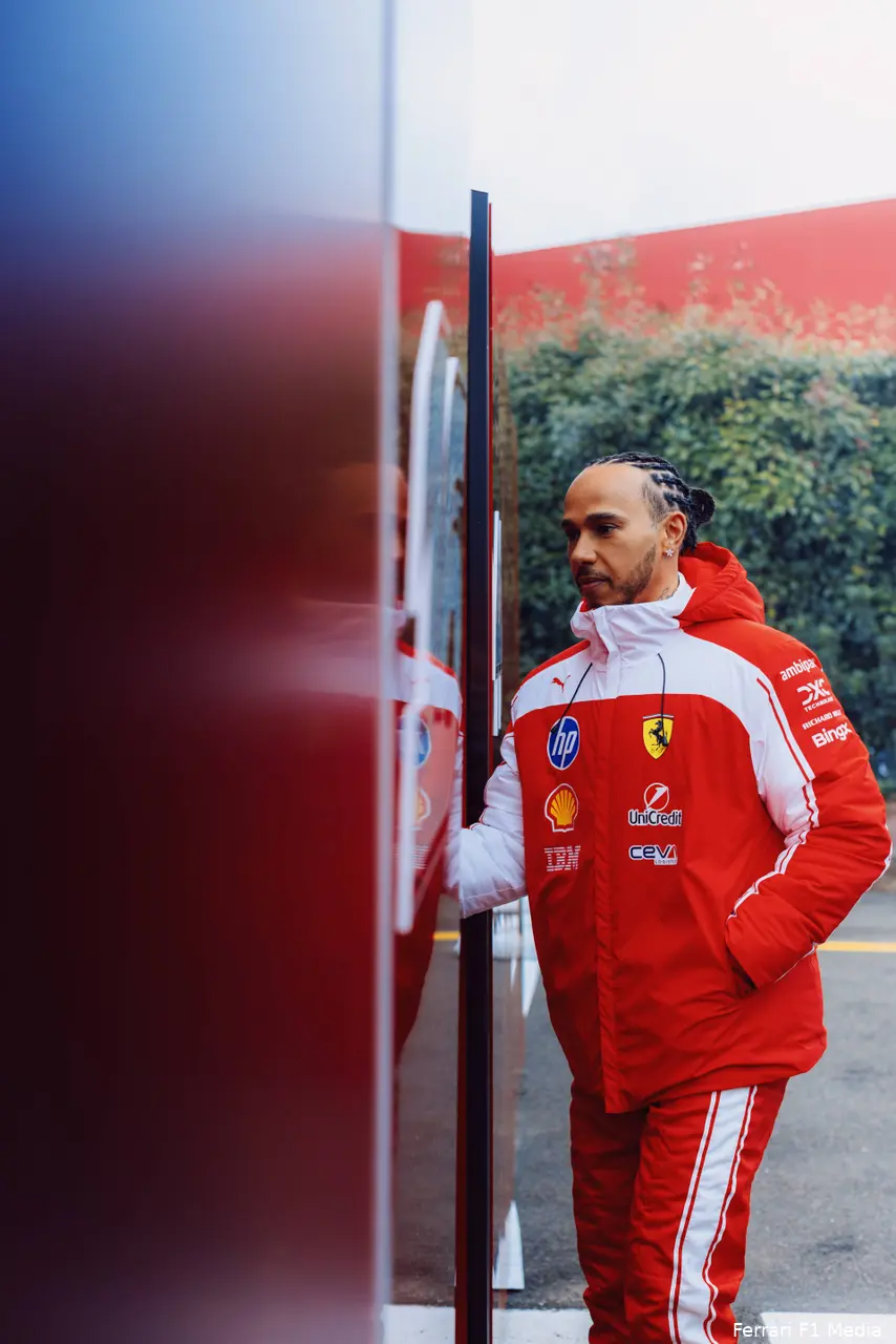 lewis-hamilton-ferrari-2026-15-2804_72062b42-08aa-4085-bf09-b8d9bcdf6318