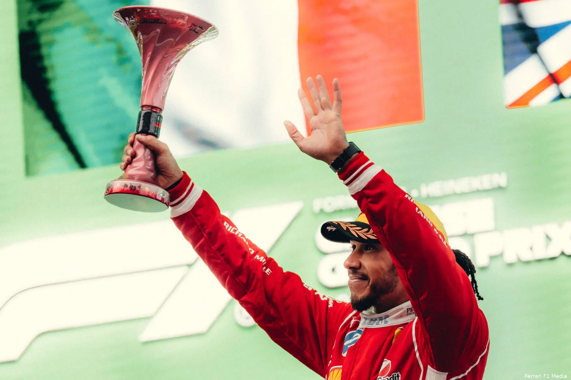 Hamilton-Podium-06-china-gp-2026-race_e57b773d-9eed-4408-8c35-42b33fb91eec
