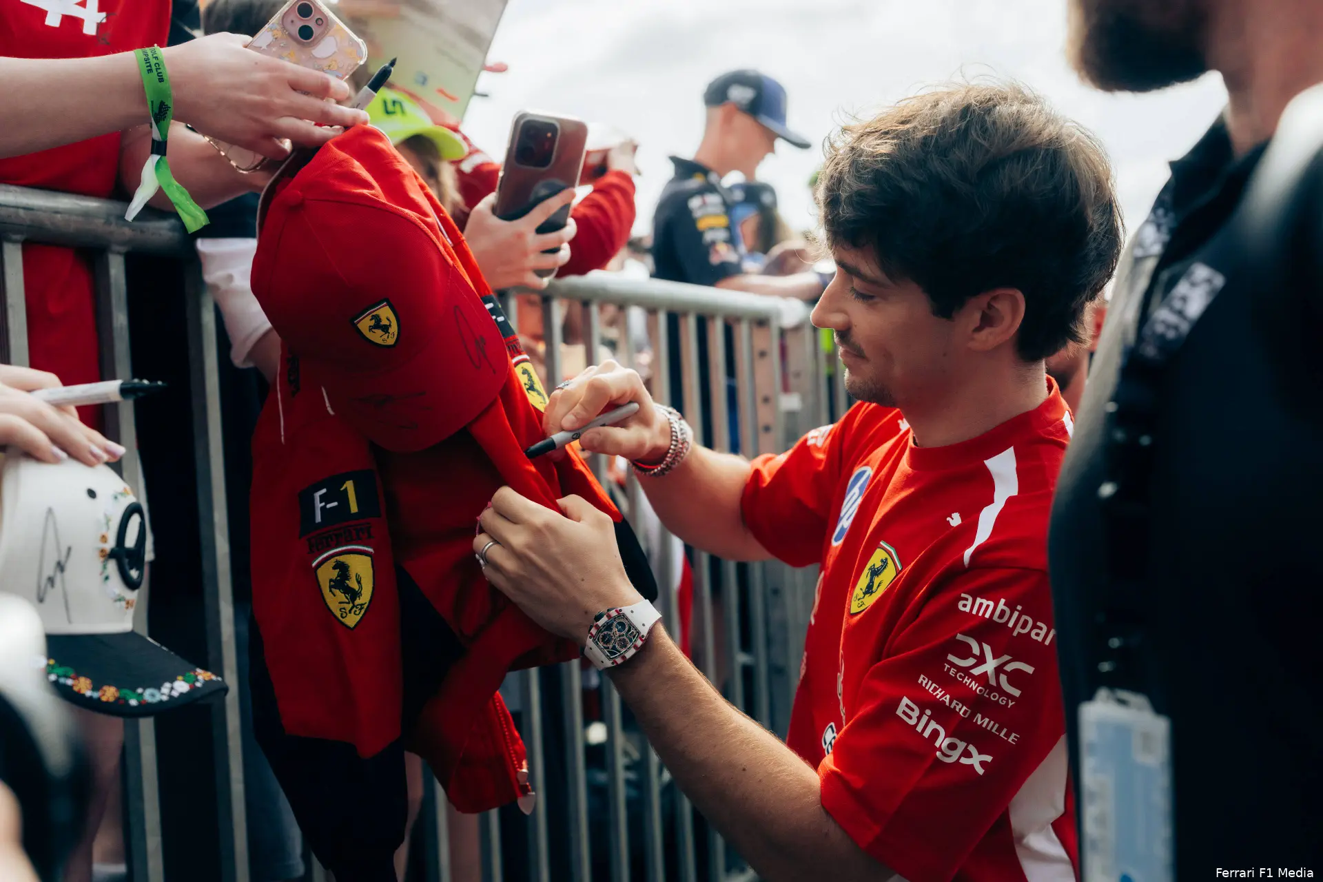 charles-leclerc-ferrari-gp-groot-brittannie-2026-vrijdag
