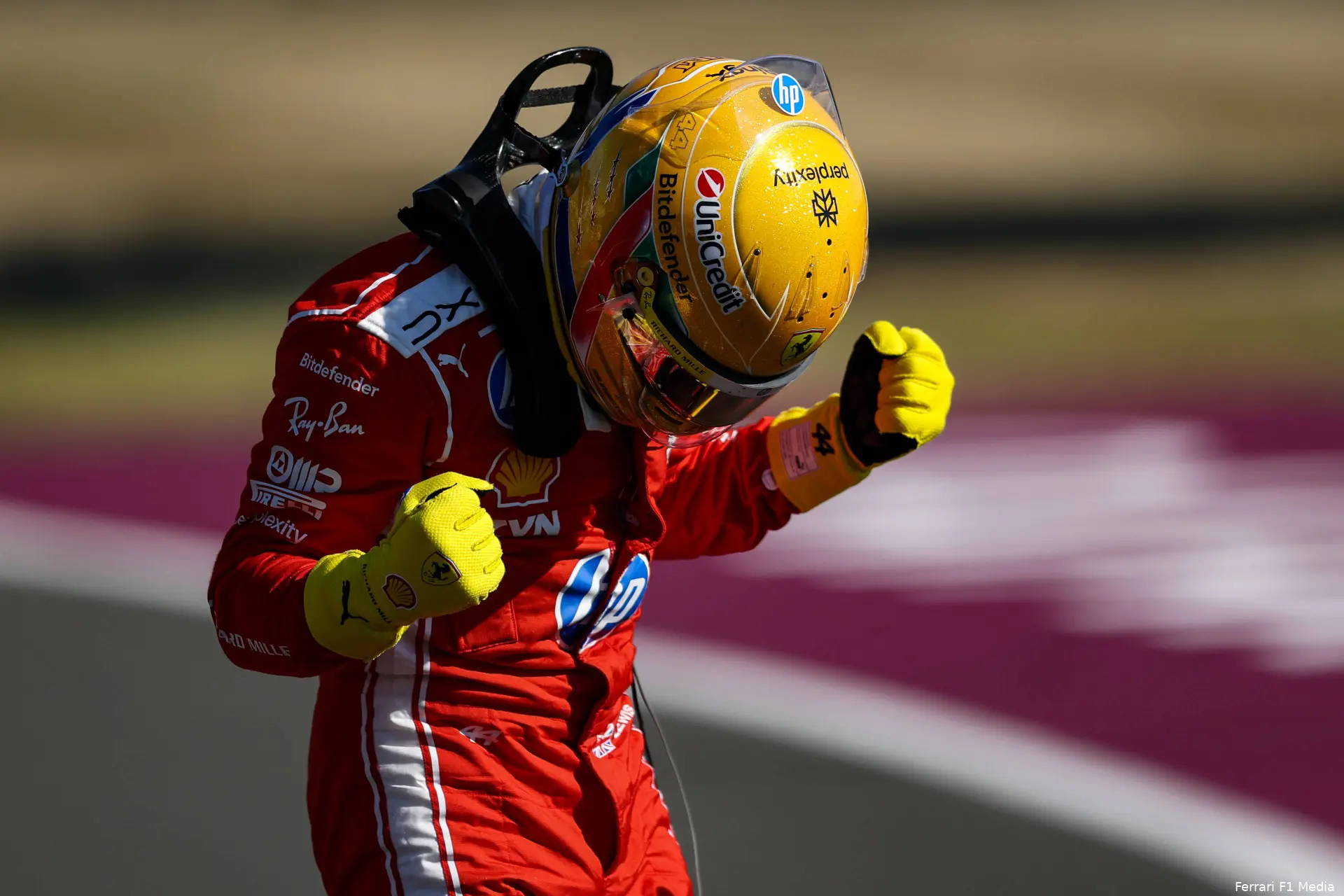 lewis-hamilton-ferrari-gp-groot-brittannie-2026-vrijdag