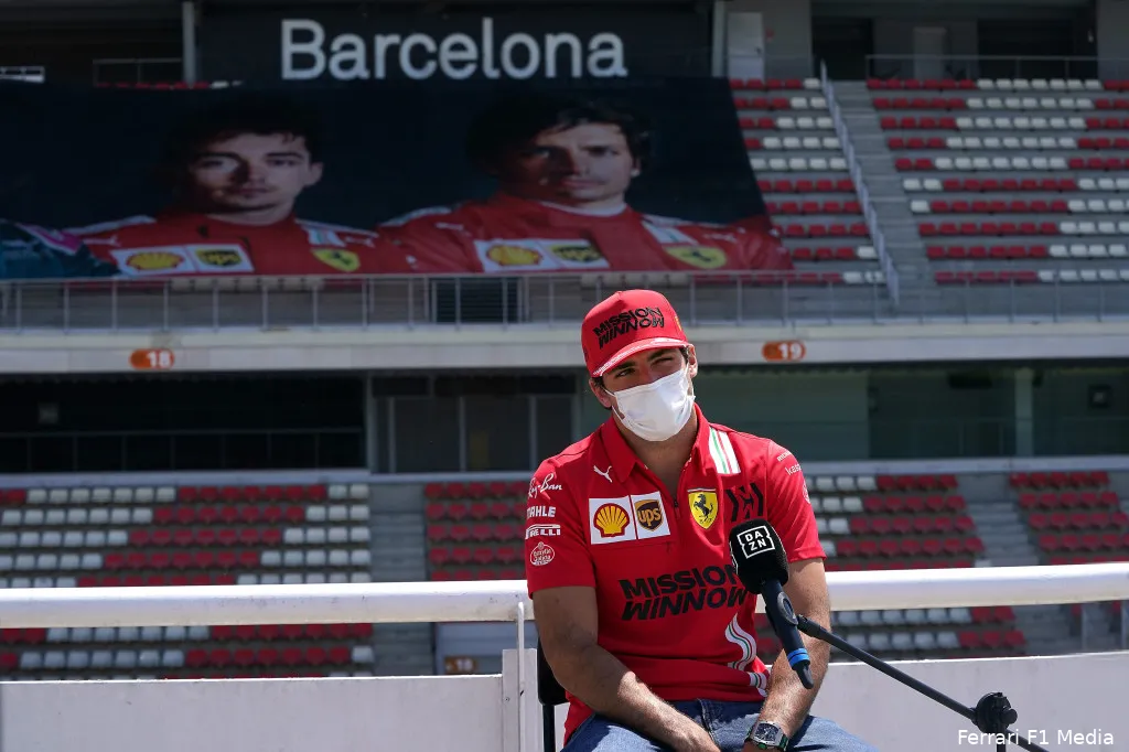 Carlos Sainz SF21 Ferrari1