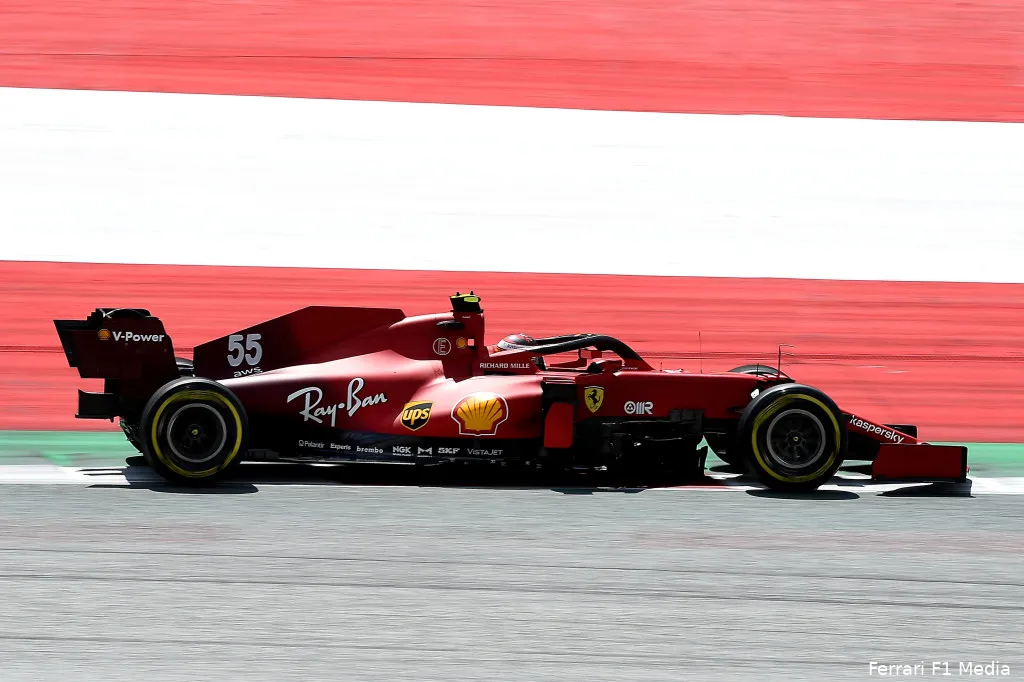 Carlos Sainz SF21 Ferrari Stiermarken1