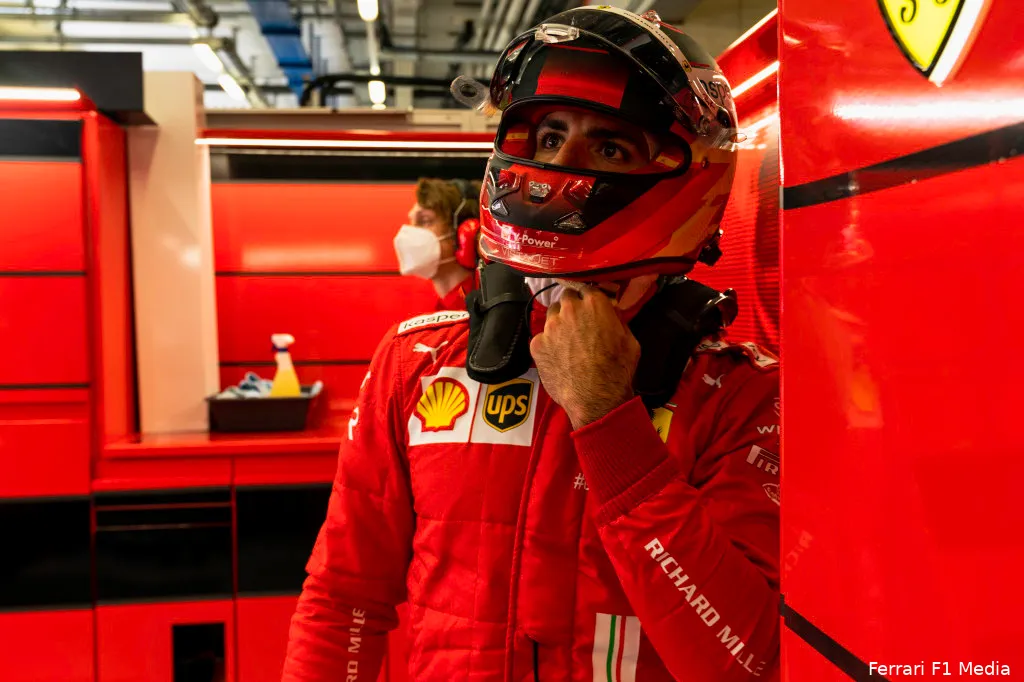 Carlos Sainz SF21 Ferrari Stiermarken4