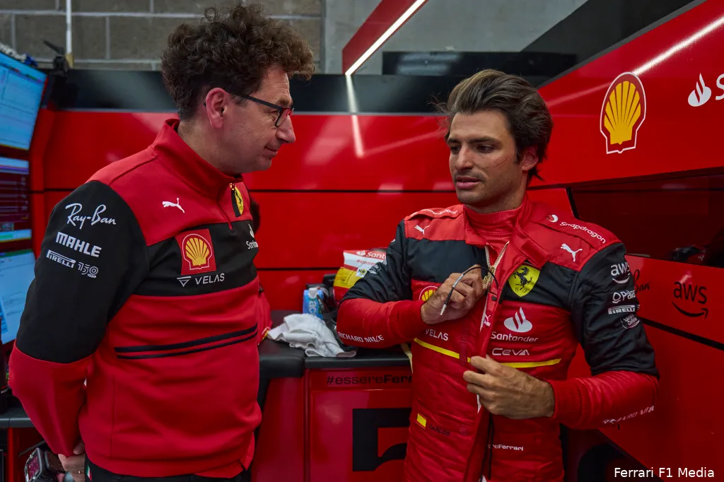 Mattia Binotto Carlos Sainz Ferrari F1 GP België 2022