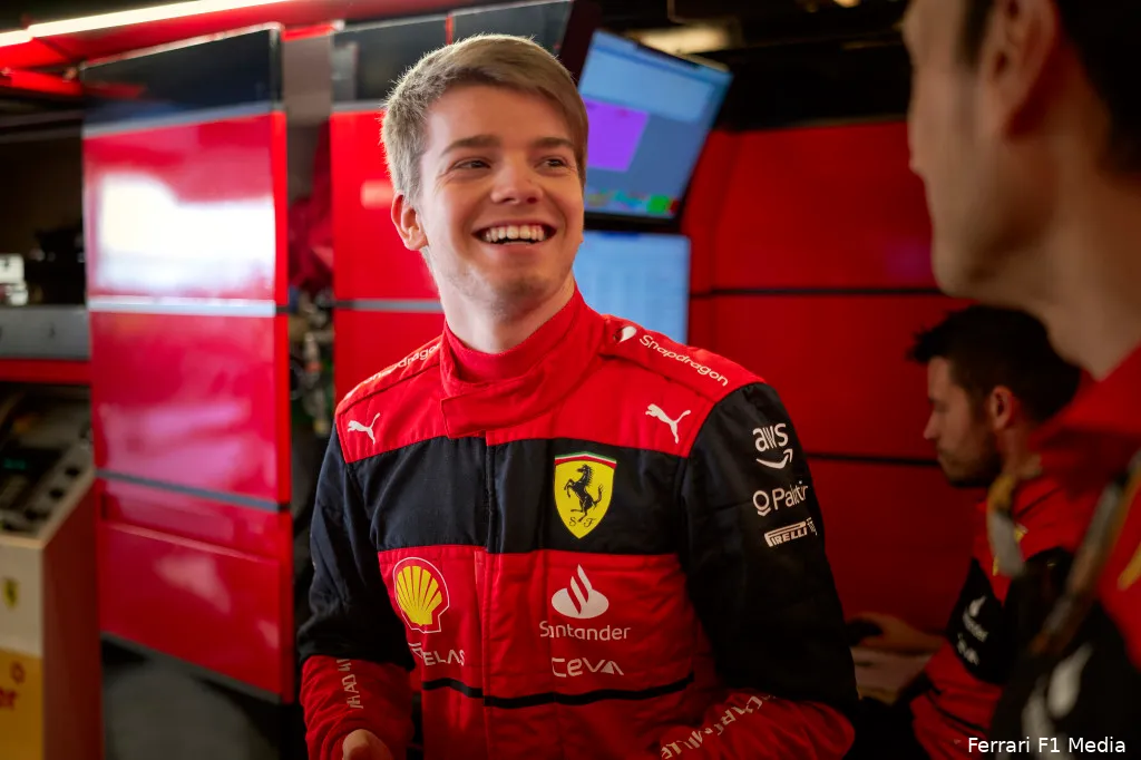 Robert Shwartzman Ferrari F1 GP Abu Dhabi 2022 1