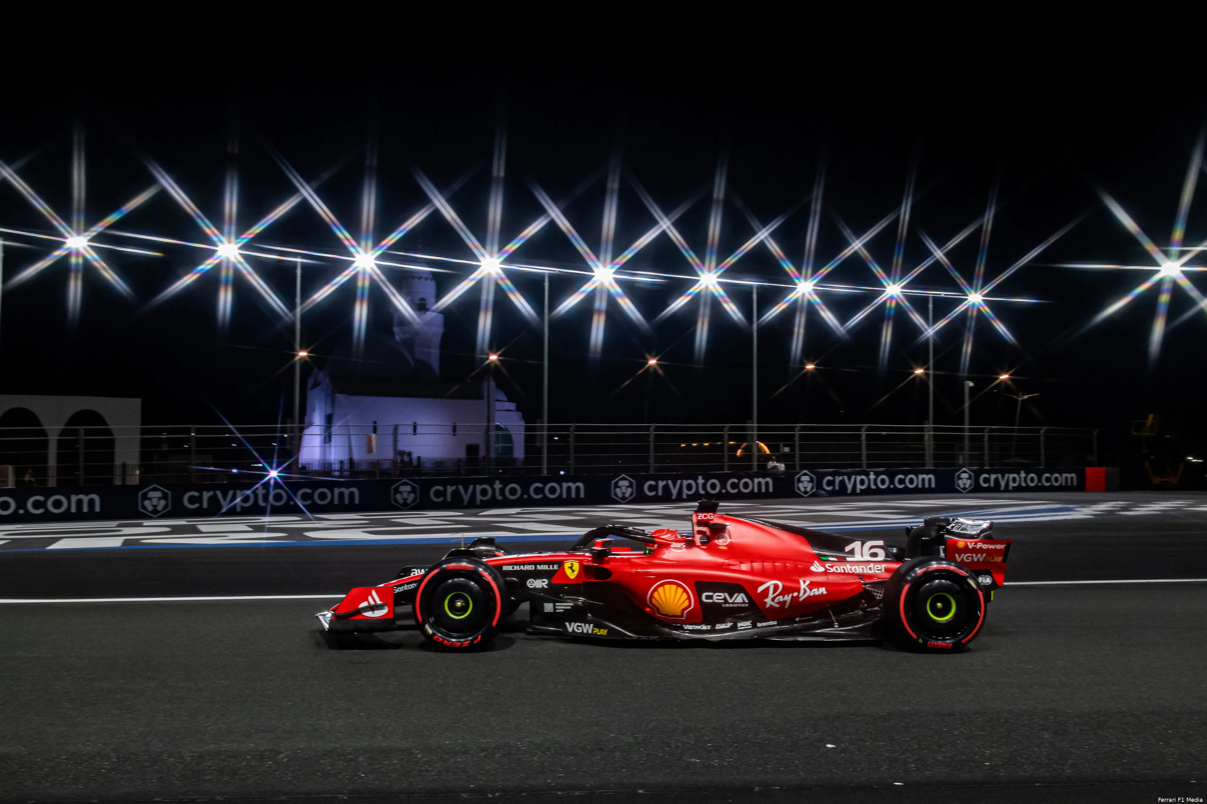 leclerc ferrari zaterdag rijdend kwalificatie jeddah 2023