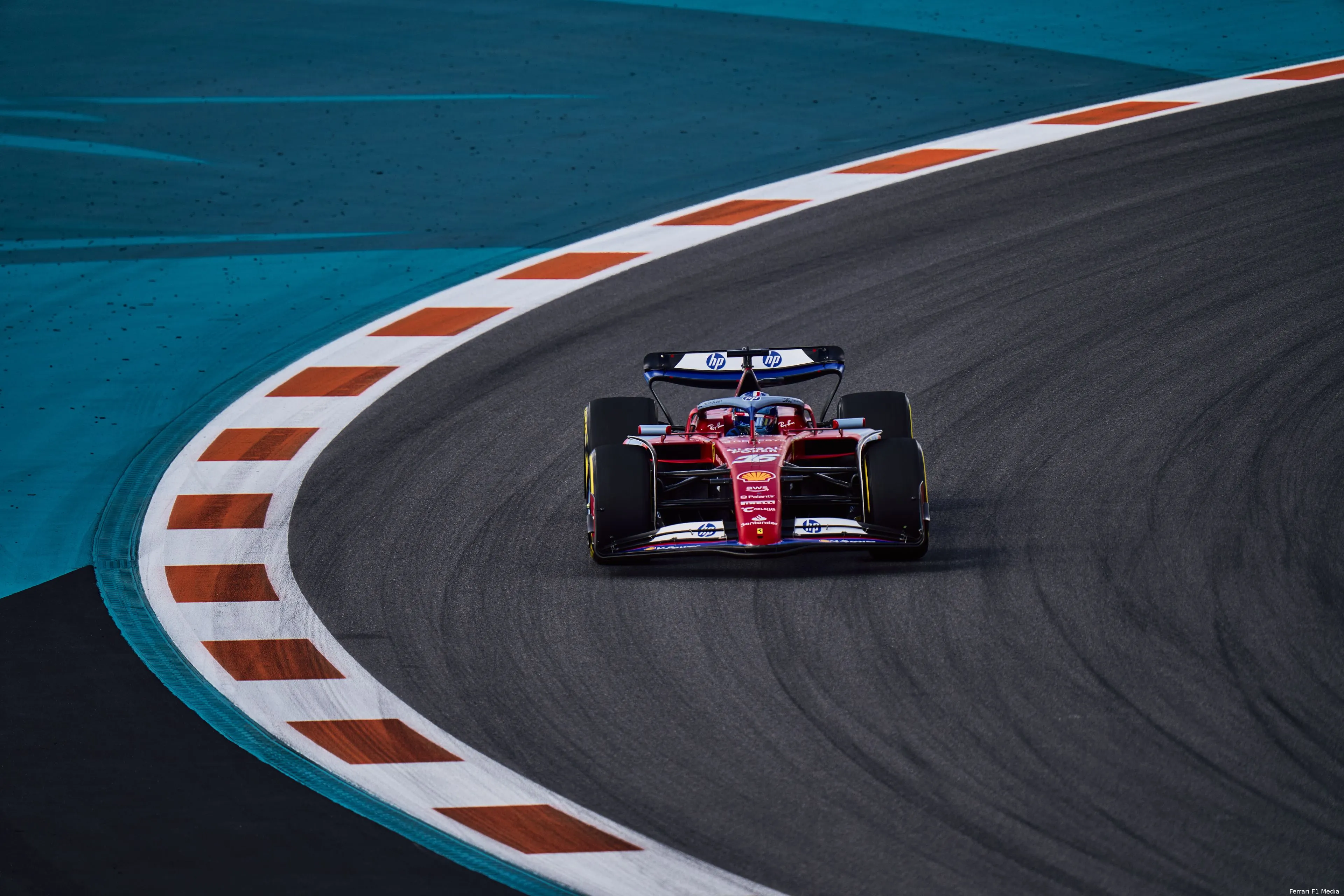 carlos sainz ferrari sf 24 miami livery 7