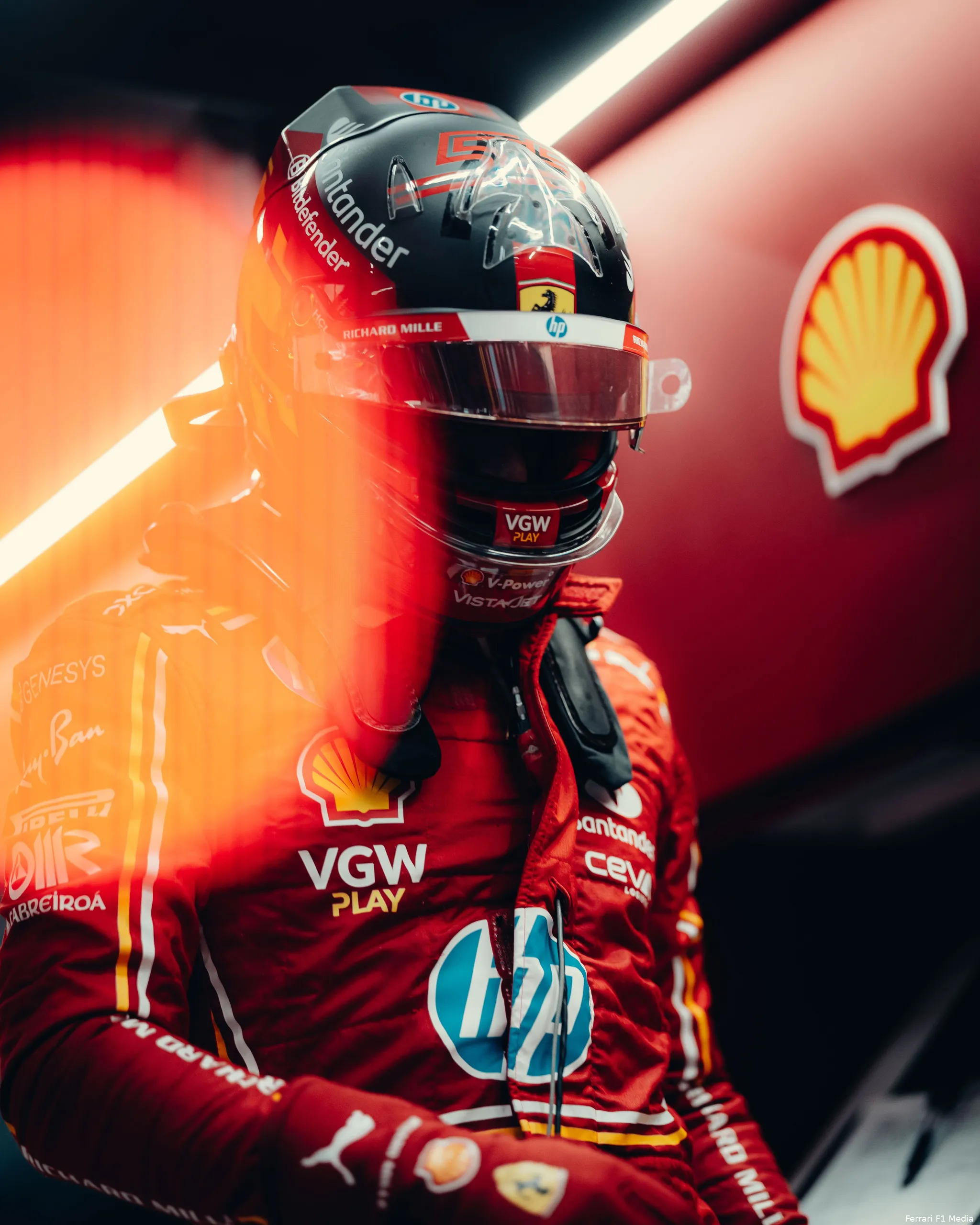 carlos sainz 06 singapore gp sat b9082a96 2b06 4208 a6a2 4dc4eee021ef