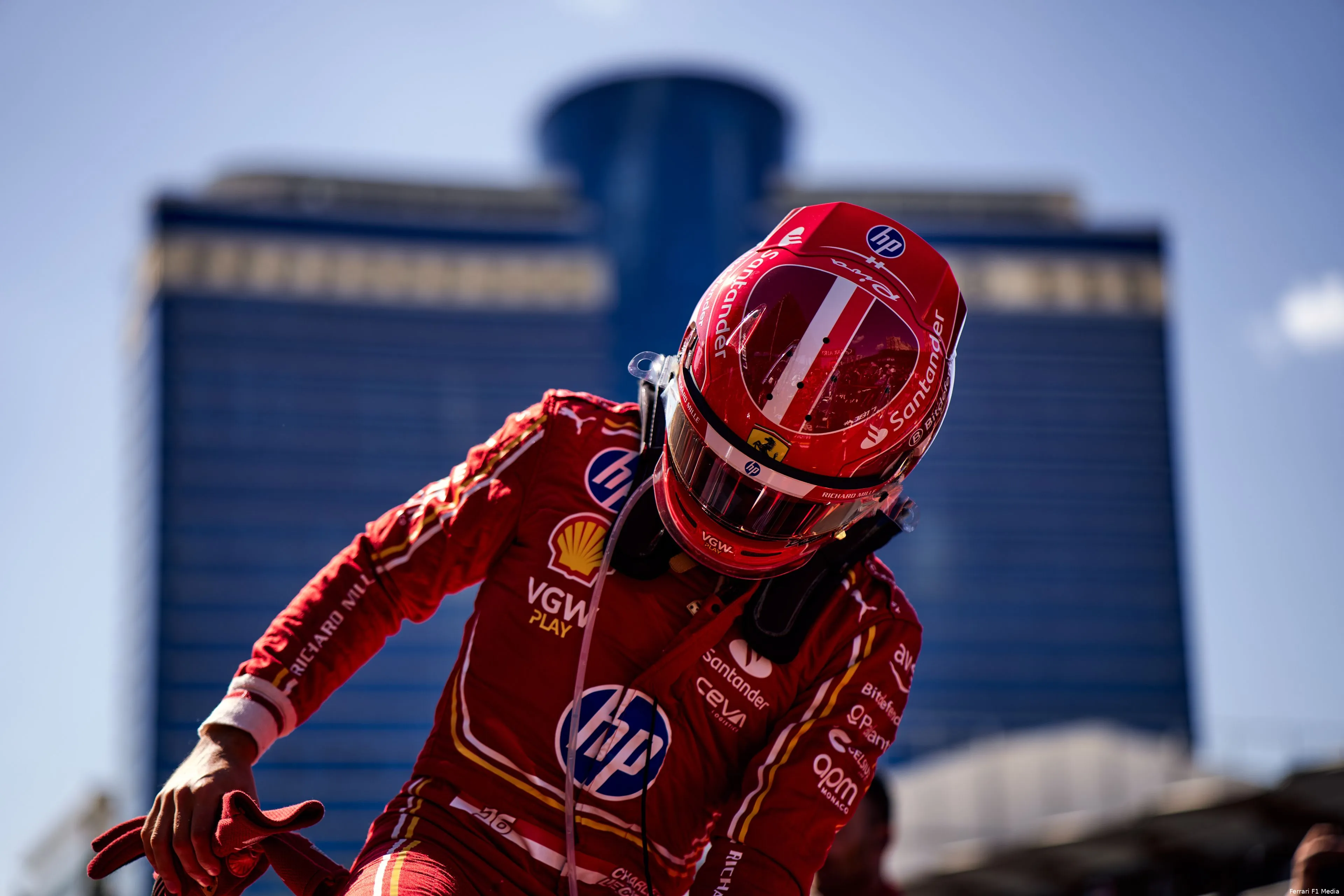 ferrari charles leclerc azerbeidzjan zondag 2024 4