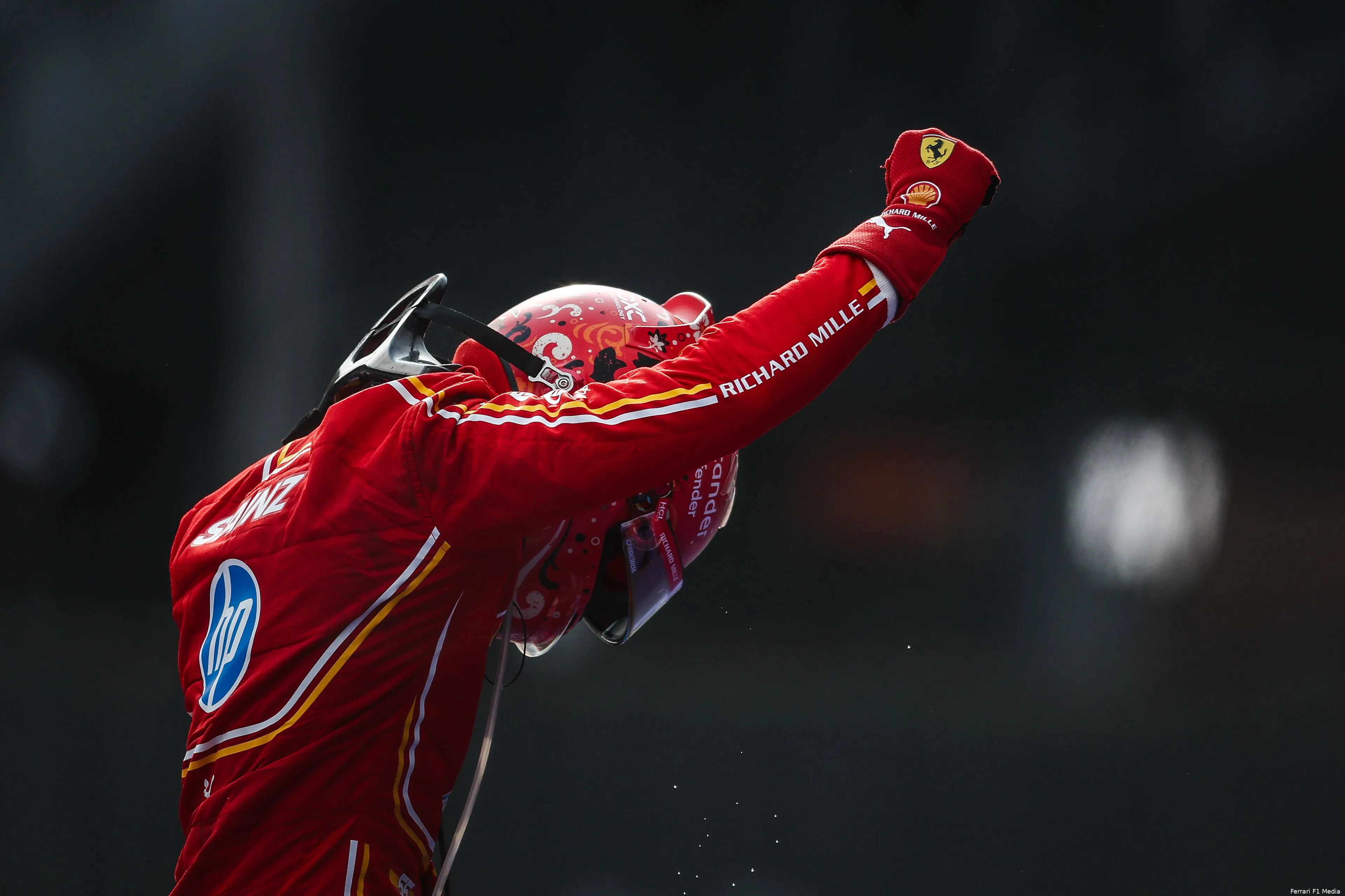 carlos sainz mexico 2024 ferrari racedag zege