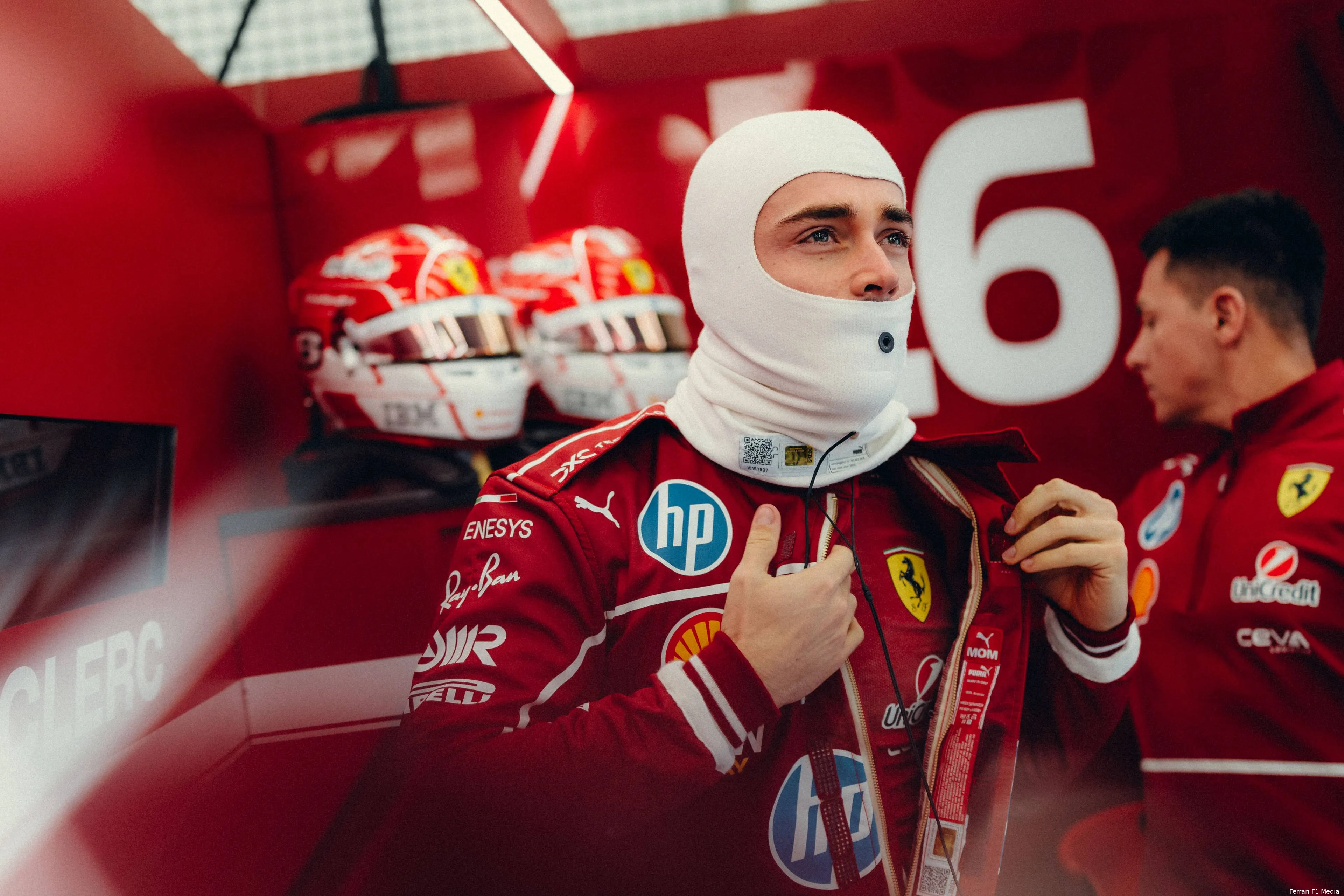 charles leclerc ferrari testdag 3 bahrein 2025 4