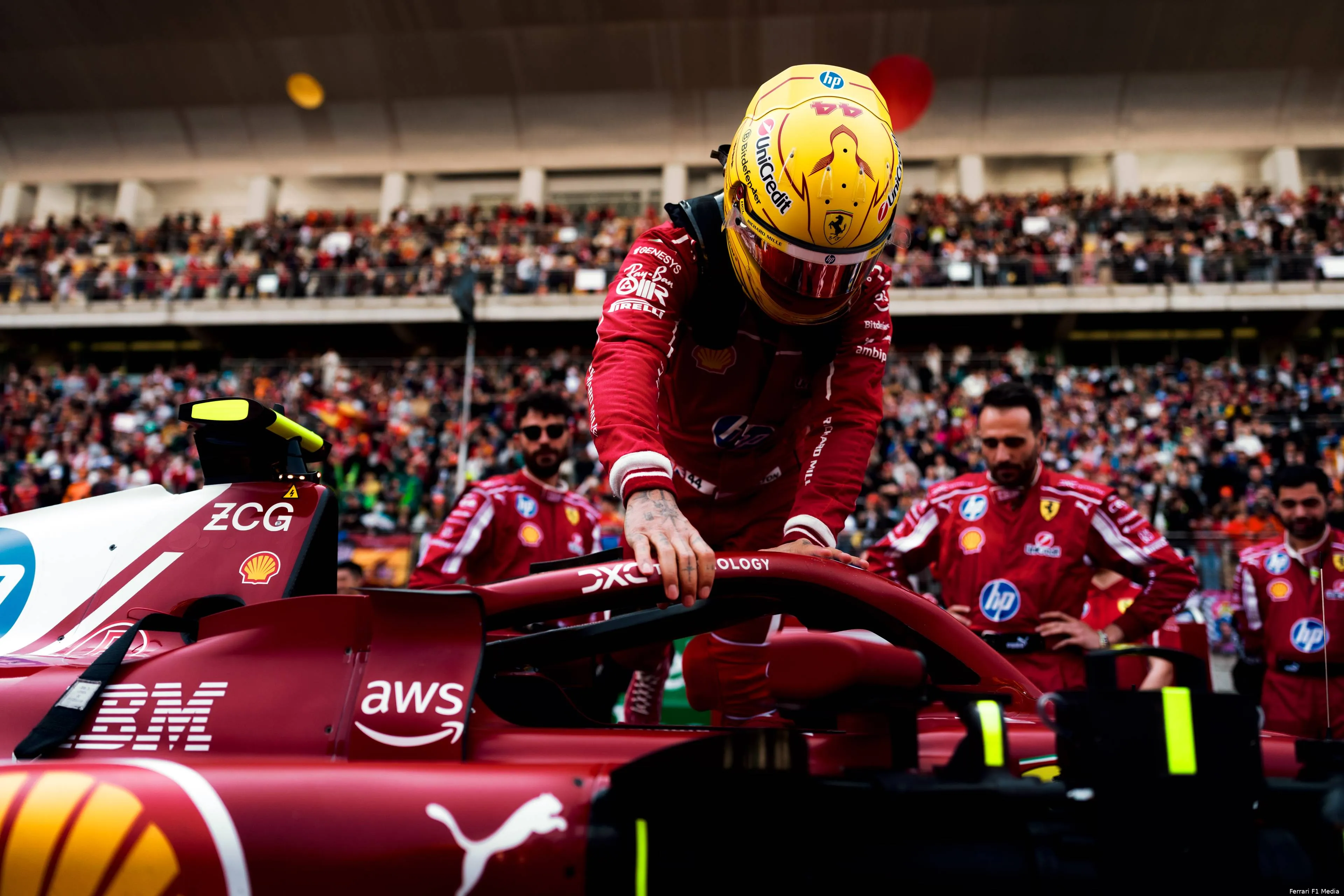 lewis hamilton zaterdag ferrari china 2025