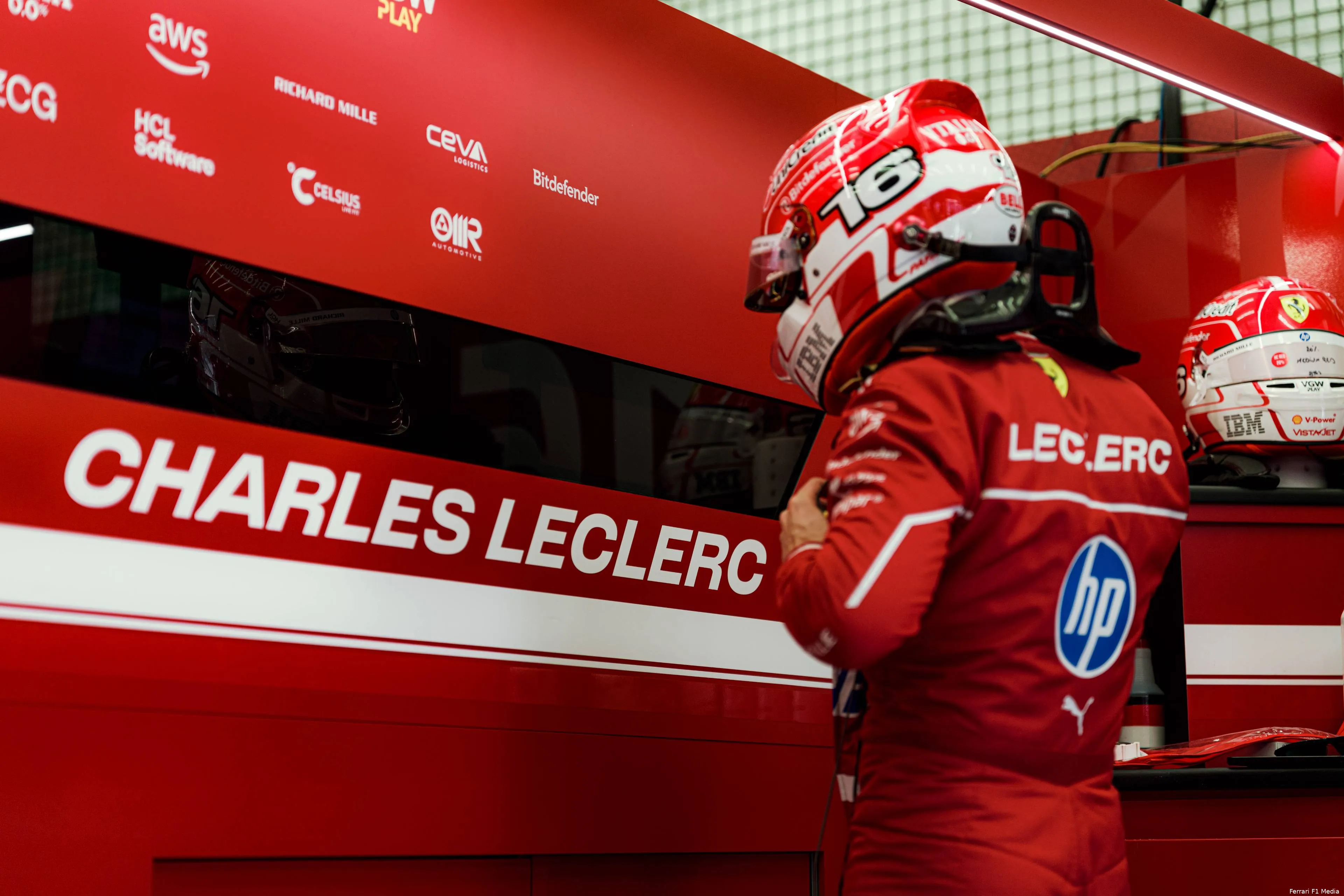 charles leclerc ferrari bahrein 2025 kwalificatie 1